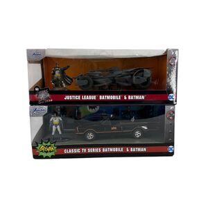 Batmobile Lot Jada Toys Batman New diecast toy car and figure set of 2